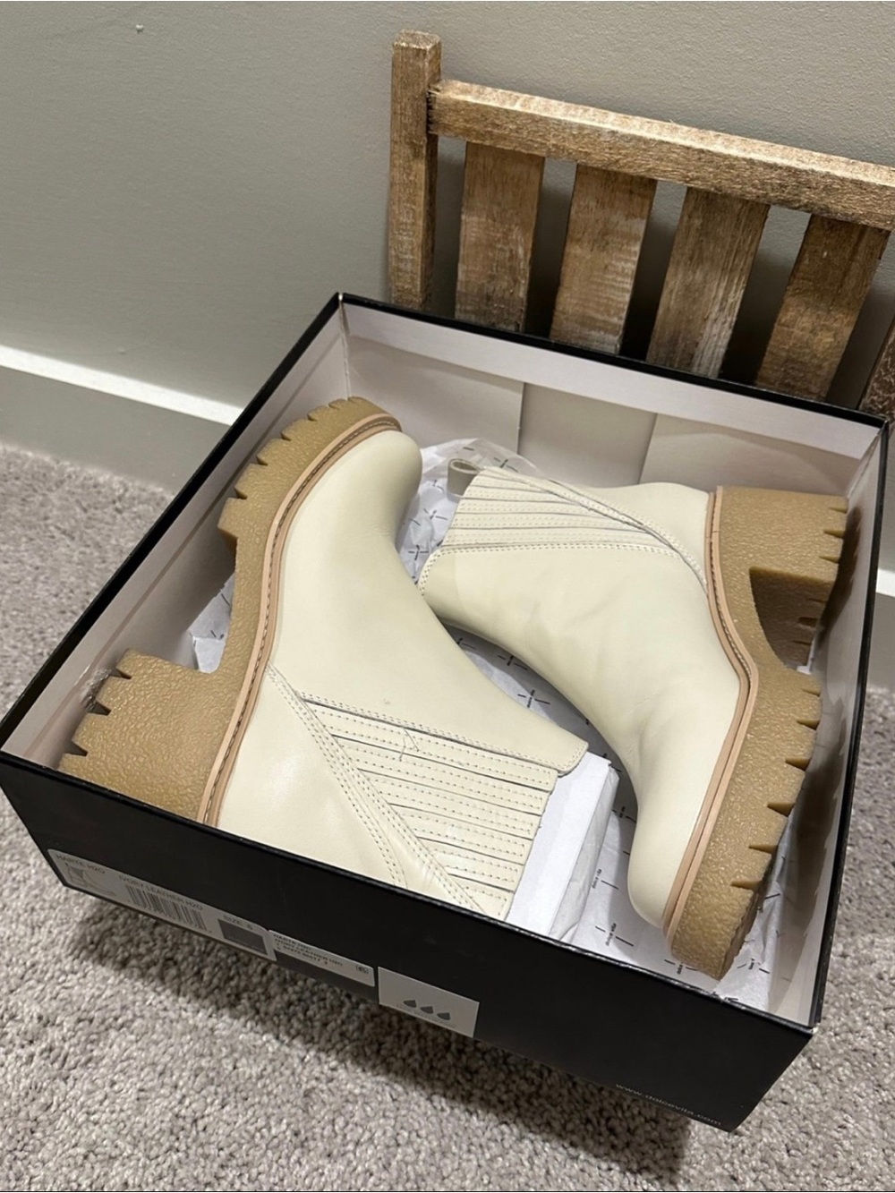 Dolce Vita Harte H2O Ivory Leather Lug Boots Booties Women's Sz 8